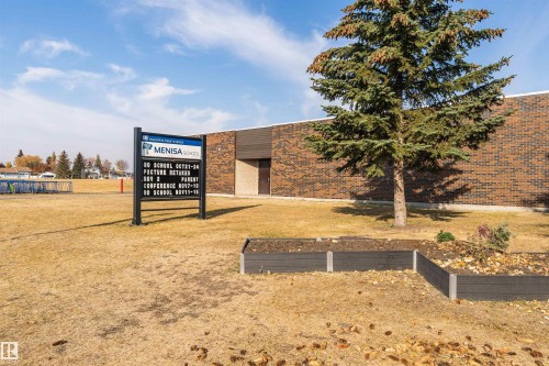 6928 13 Avenue, Edmonton, AB - Outdoor