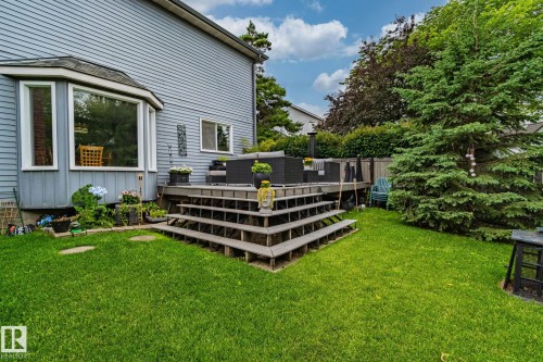 122 Village Downs, Sherwood Park, AB - Outdoor