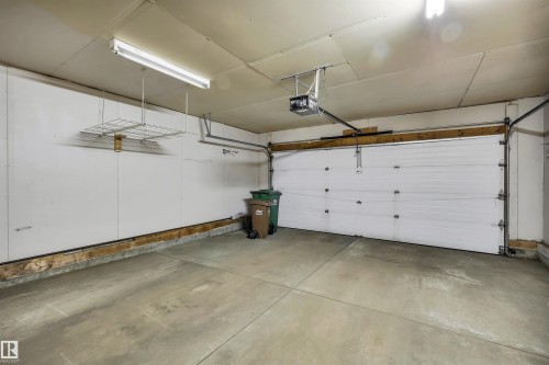 91 Hamilton Crescent, St. Albert, AB - Indoor Photo Showing Garage