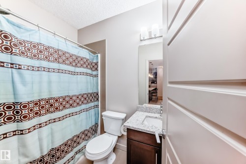 108 1144 Adamson Drive, Edmonton, AB - Indoor Photo Showing Bathroom