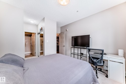 108 1144 Adamson Drive, Edmonton, AB - Indoor Photo Showing Bedroom