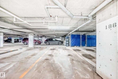 108 1144 Adamson Drive, Edmonton, AB - Indoor Photo Showing Garage