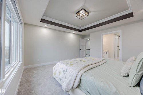 9007 181 Avenue, Edmonton, AB - Indoor Photo Showing Bedroom