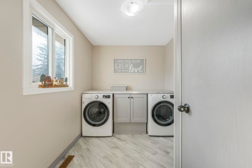 4835 60 Street, Rural Lac Ste. Anne County, AB - Indoor Photo Showing Laundry Room