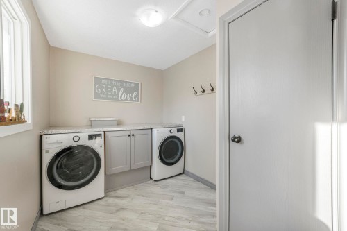 4835 60 Street, Rural Lac Ste. Anne County, AB - Indoor Photo Showing Laundry Room