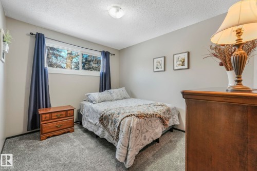 4835 60 Street, Rural Lac Ste. Anne County, AB - Indoor Photo Showing Bedroom