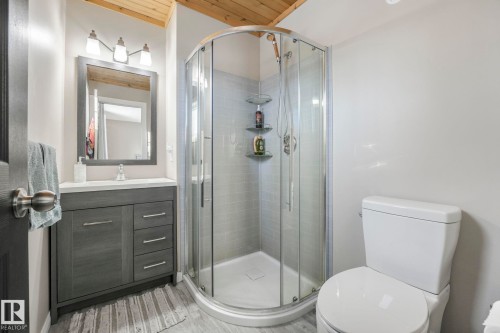 4835 60 Street, Rural Lac Ste. Anne County, AB - Indoor Photo Showing Bathroom