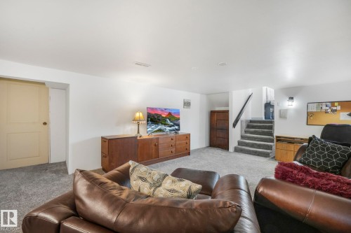 4835 60 Street, Rural Lac Ste. Anne County, AB - Indoor Photo Showing Living Room