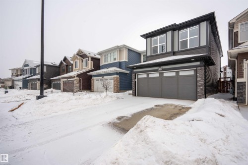 1487 Plum Circle Circle, Edmonton, AB 