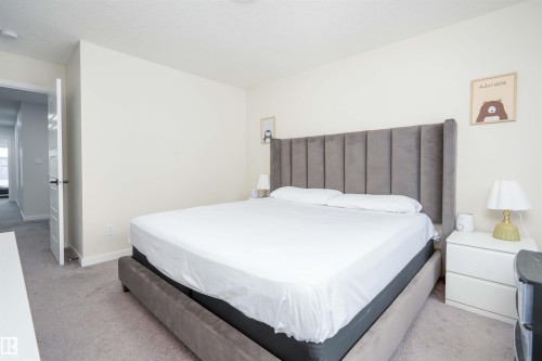 1487 Plum Circle Circle, Edmonton, AB 