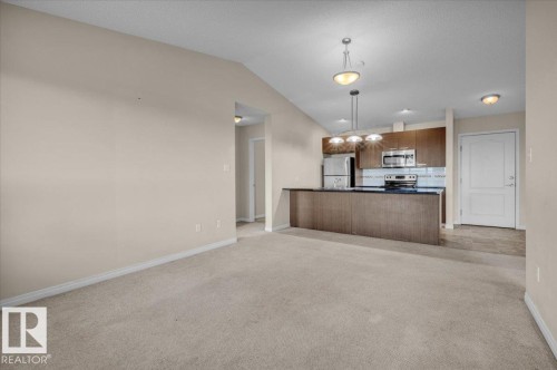 3408 9351 Simpson Drive, Edmonton, AB - Indoor