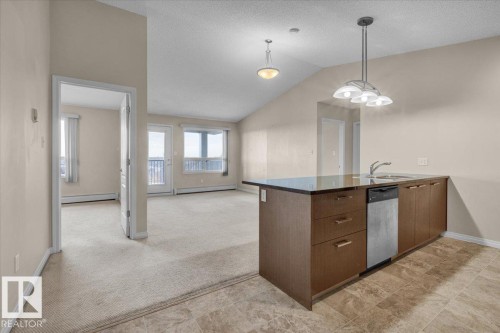 3408 9351 Simpson Drive, Edmonton, AB - Indoor Photo Showing Kitchen
