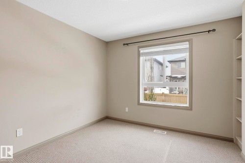 21 5120 164 Avenue, Edmonton, AB - Indoor Photo Showing Other Room