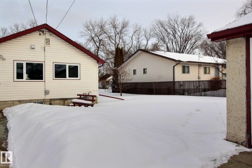 View of snow covered back of property - 11512 67 Street, Edmonton, AB - Outdoor