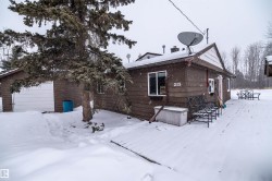 215 2 Street  Rural Lac Ste. Anne County, AB T0E 1A0