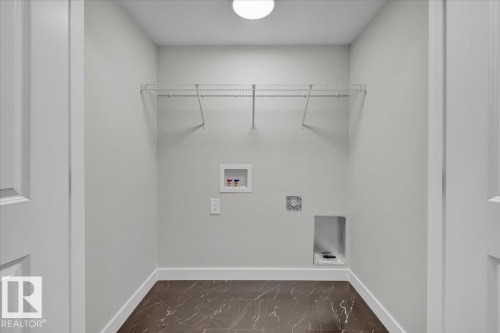 5 Cobblestone Gate, Spruce Grove, AB - Indoor With Storage
