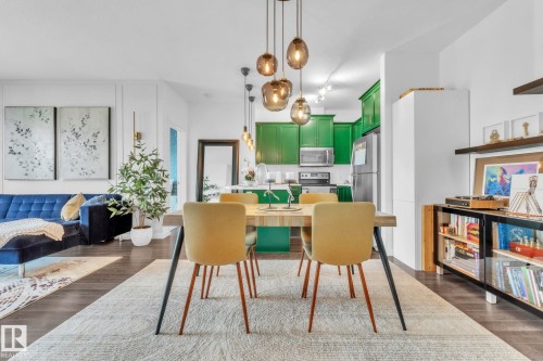 203 812 Welsh Drive, Edmonton, AB - Indoor Photo Showing Dining Room