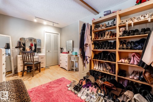 69 Amherst Crescent, St. Albert, AB - Indoor