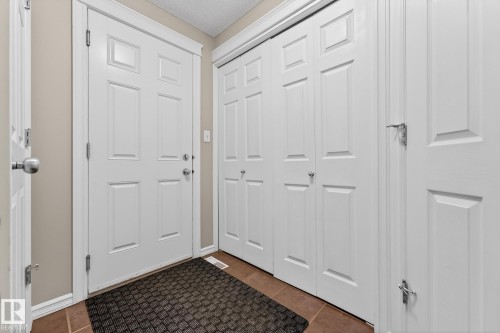 21907 95 Avenue, Edmonton, AB - Indoor Photo Showing Other Room