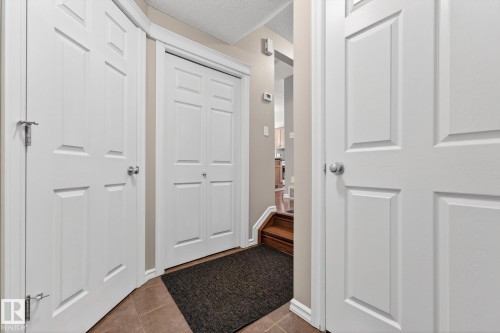 21907 95 Avenue, Edmonton, AB - Indoor Photo Showing Other Room