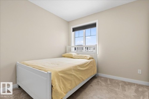 80 Maple Crescent, Gibbons, AB - Indoor Photo Showing Bedroom