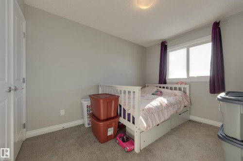 6687 Cardinal Road, Edmonton, AB - Indoor Photo Showing Bedroom