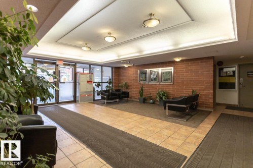1205 9917 110 Street, Edmonton, AB - Indoor Photo Showing Other Room