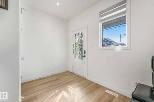 9476 Colak Lane, Edmonton, AB - Indoor Photo Showing Other Room