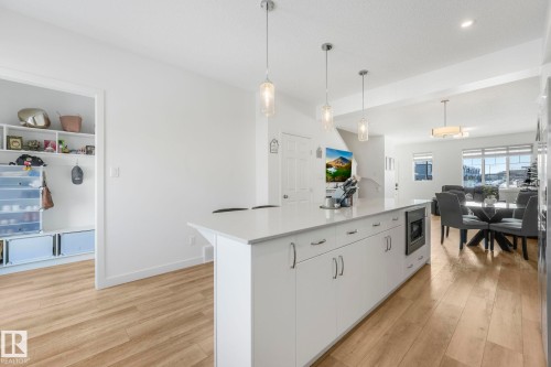 9476 Colak Lane, Edmonton, AB - Indoor Photo Showing Kitchen With Upgraded Kitchen