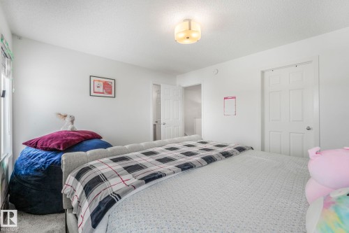 9476 Colak Lane, Edmonton, AB - Indoor Photo Showing Bedroom
