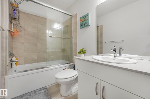 9476 Colak Lane, Edmonton, AB - Indoor Photo Showing Bathroom