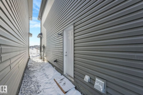 9476 Colak Lane, Edmonton, AB - Outdoor