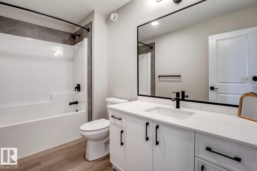 407 Brickyard Point(E), Stony Plain, AB - Indoor Photo Showing Bathroom