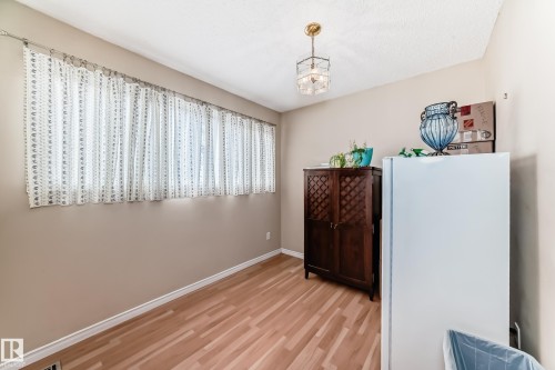 1049 Millbourne Road E, Edmonton, AB - Indoor