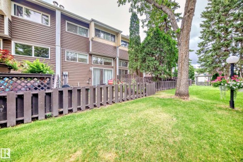 1049 Millbourne Road E, Edmonton, AB - Outdoor