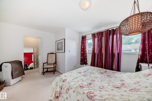 1049 Millbourne Road E, Edmonton, AB - Indoor Photo Showing Bedroom