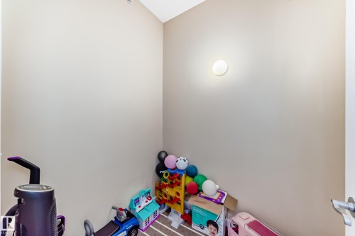 412 4312 139 Avenue, Edmonton, AB - Indoor Photo Showing Other Room
