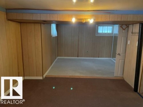 10917 96 Street, Edmonton, AB - Indoor