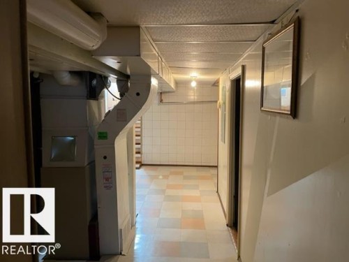 10917 96 Street, Edmonton, AB - Indoor Photo Showing Other Room