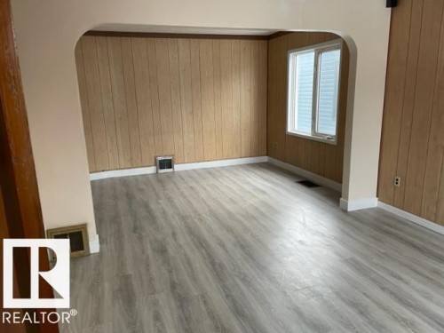 10917 96 Street, Edmonton, AB - Indoor Photo Showing Other Room