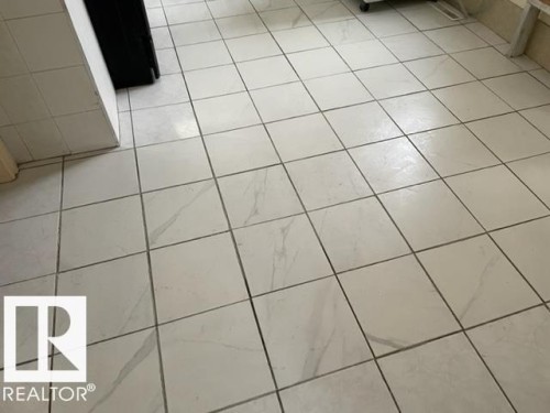 10917 96 Street, Edmonton, AB - Indoor Photo Showing Other Room