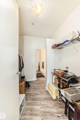 207 4316 139 Avenue, Edmonton, AB - Indoor