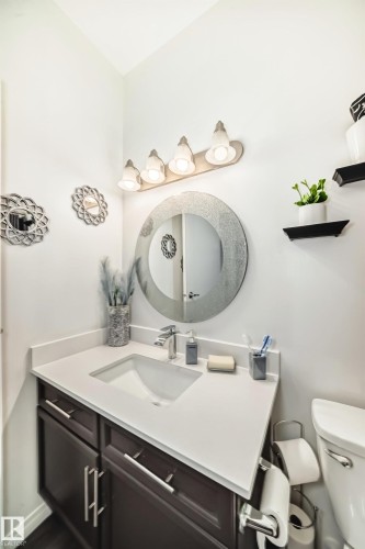 207 4316 139 Avenue, Edmonton, AB - Indoor Photo Showing Bathroom