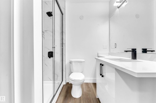 3508 84 Street, Edmonton, AB - Indoor Photo Showing Bathroom