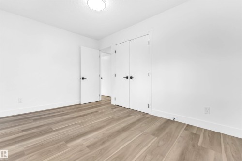 3508 84 Street, Edmonton, AB - Indoor Photo Showing Other Room