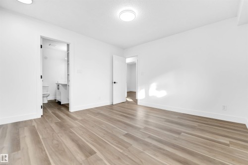 3508 84 Street, Edmonton, AB - Indoor Photo Showing Other Room