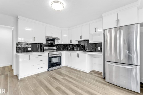 3508 84 Street, Edmonton, AB - Indoor Photo Showing Kitchen With Stainless Steel Kitchen
