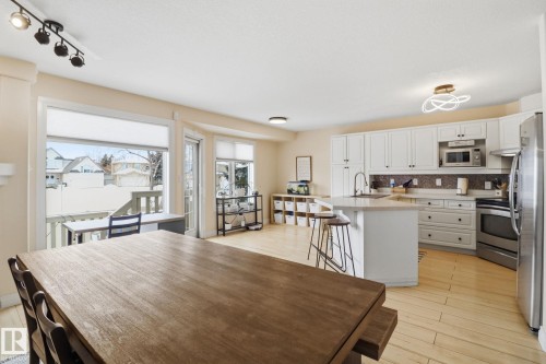 38 882 Ryan Place, Edmonton, AB - Indoor