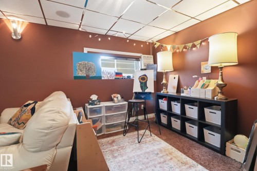 38 882 Ryan Place, Edmonton, AB - Indoor Photo Showing Other Room