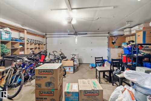 38 882 Ryan Place, Edmonton, AB - Indoor Photo Showing Garage